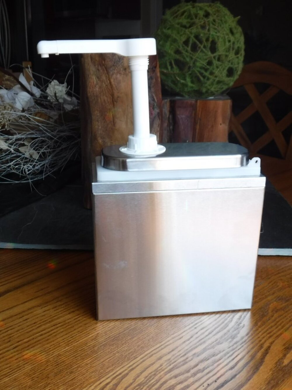 Stainless Steel Thick Condiment Dispenser 1L